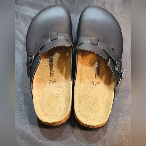 BRAND NEW CUSHIONAIRE LEATHER  CLOGS MULES SLIPPERS SANDALS - Picture 7 of 16